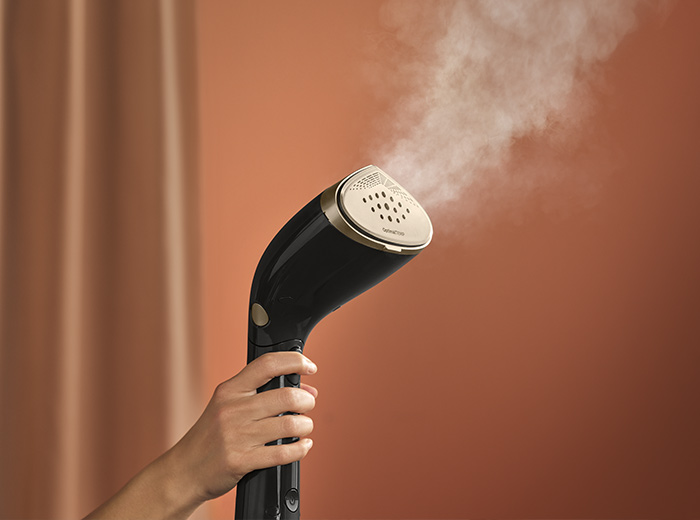 Tehokas h&ouml;yry tekee vaatteista sileit&auml;