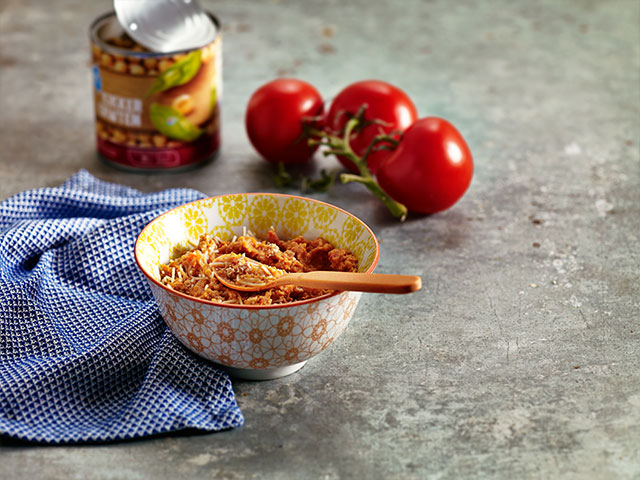 Kikherneitä ja nuudelia