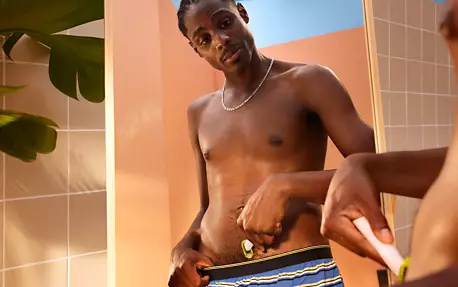 Intiimialueen sheivaaminen